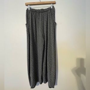 Sun Kim Fashion forward wide leg pant small
